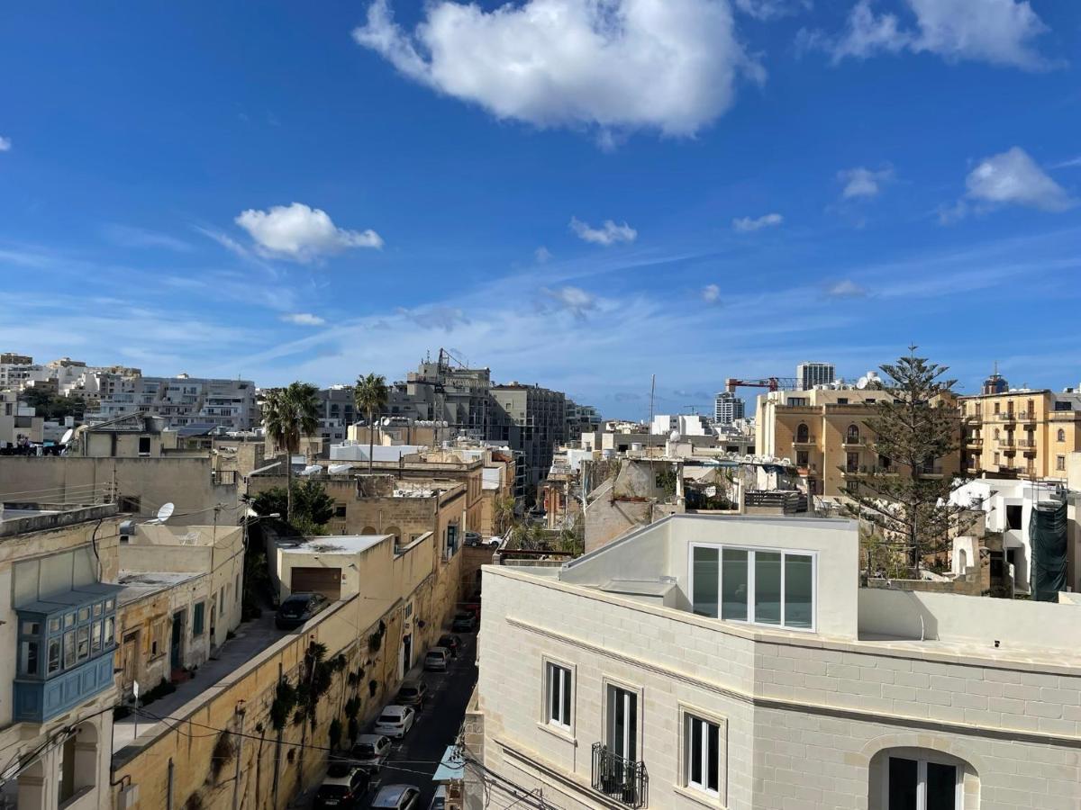 Simons Apartments Minutes Away From Balluta Bay And St Julians Sliema Kültér fotó
