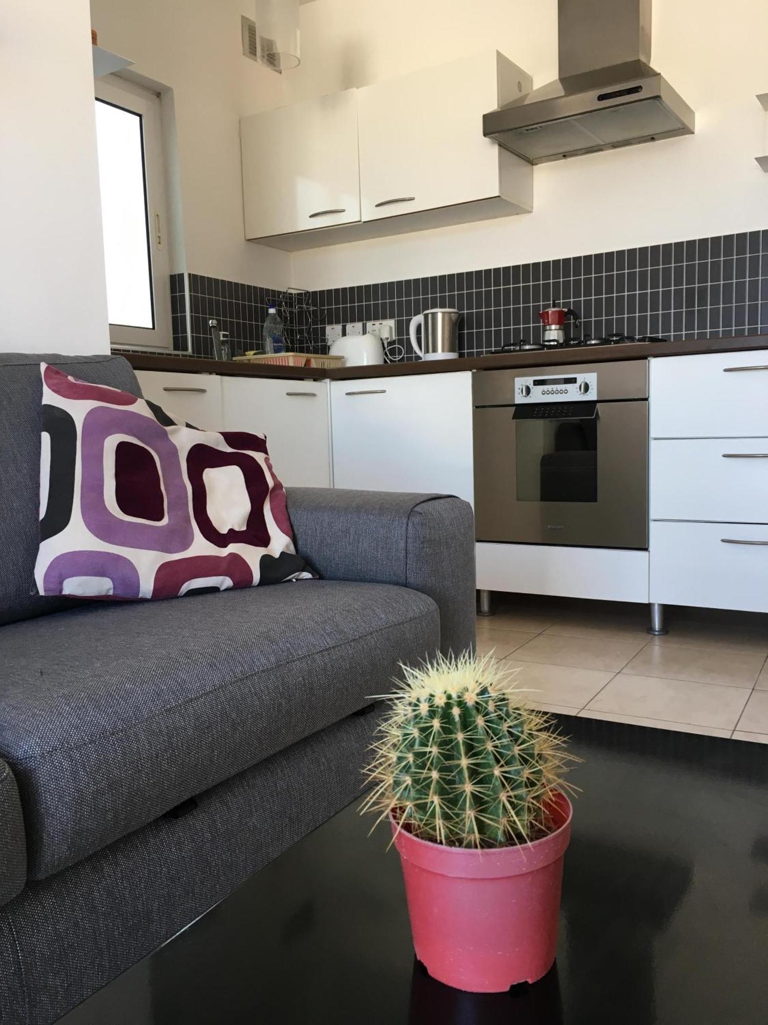 Simons Apartments Minutes Away From Balluta Bay And St Julians Sliema Kültér fotó