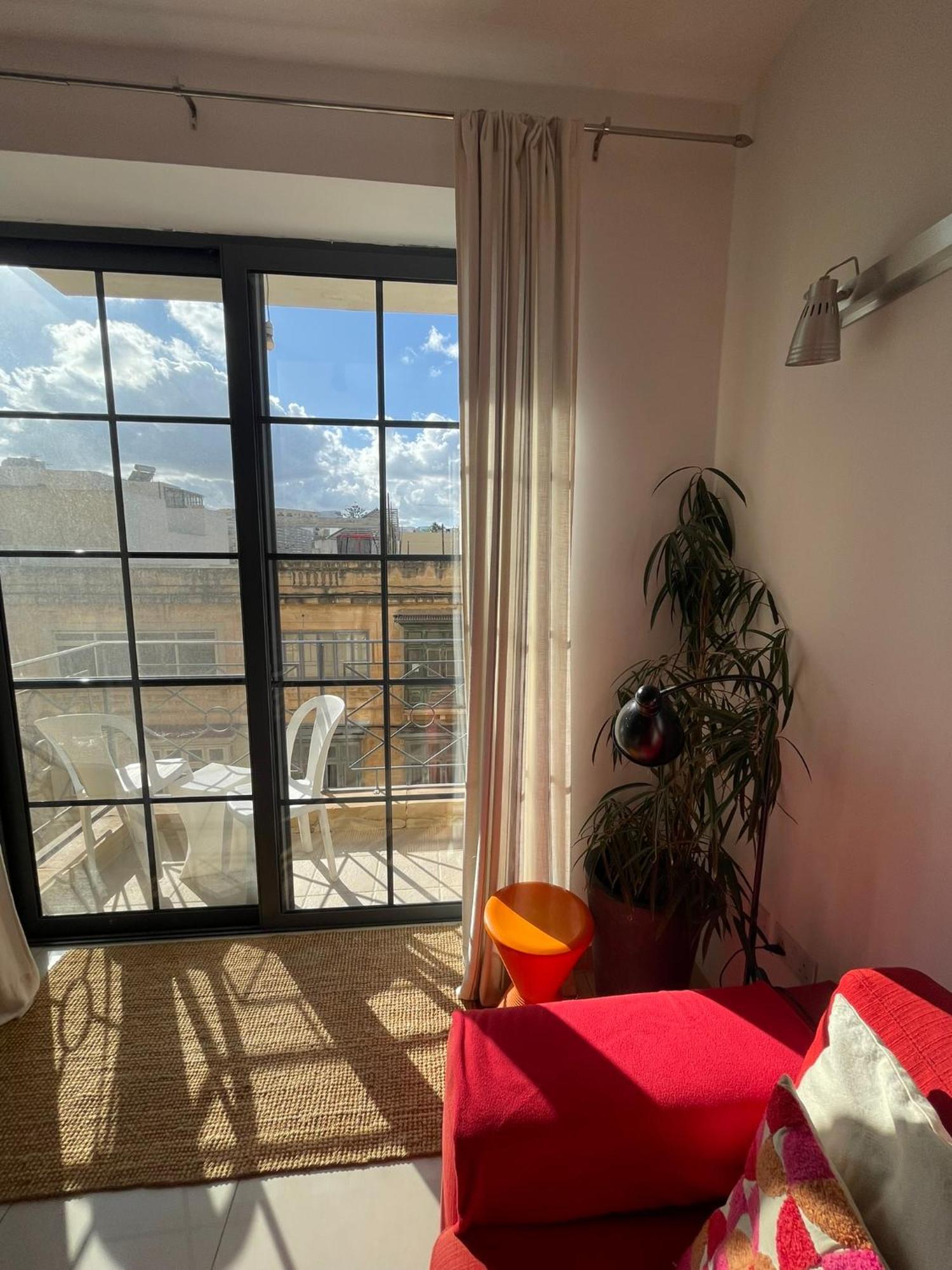 Simons Apartments Minutes Away From Balluta Bay And St Julians Sliema Kültér fotó