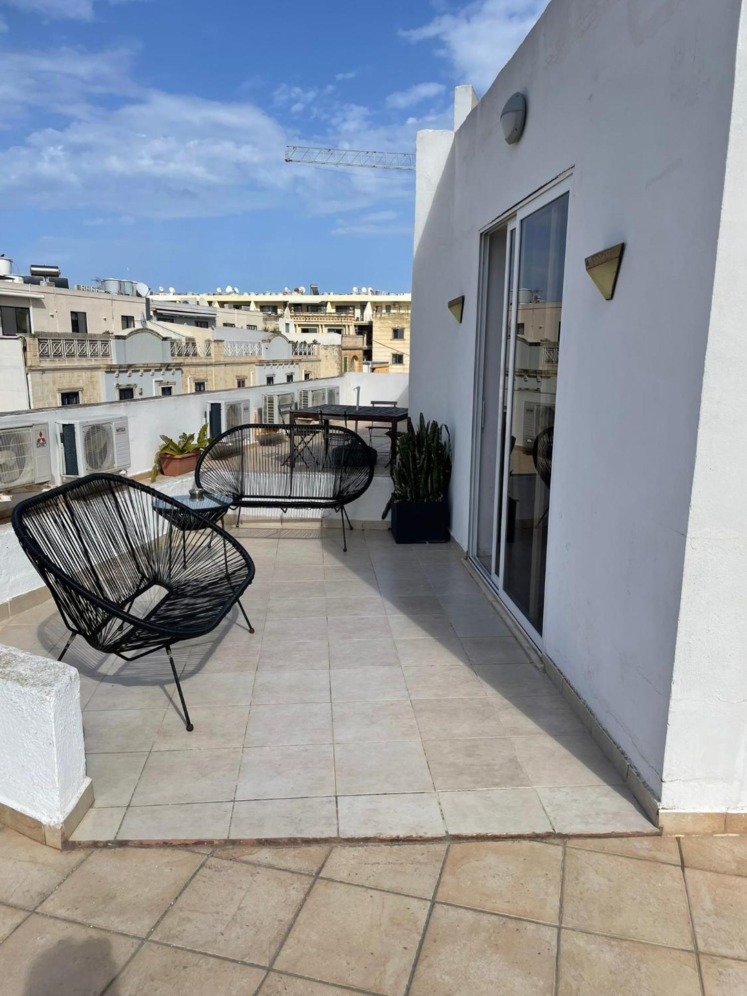 Simons Apartments Minutes Away From Balluta Bay And St Julians Sliema Kültér fotó